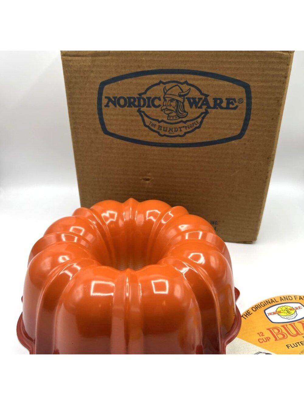 Nordic Ware Bundt Pan Flame Orange Aluminum 12 Cup Vintage NOS
